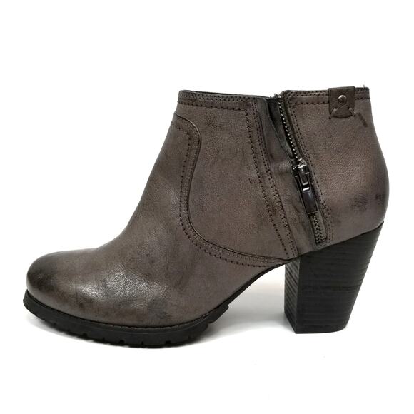 Clarks Women's Gray Stacked Heel Leather Ankle Boots Booties Size 9.5 - Picture 2 of 11